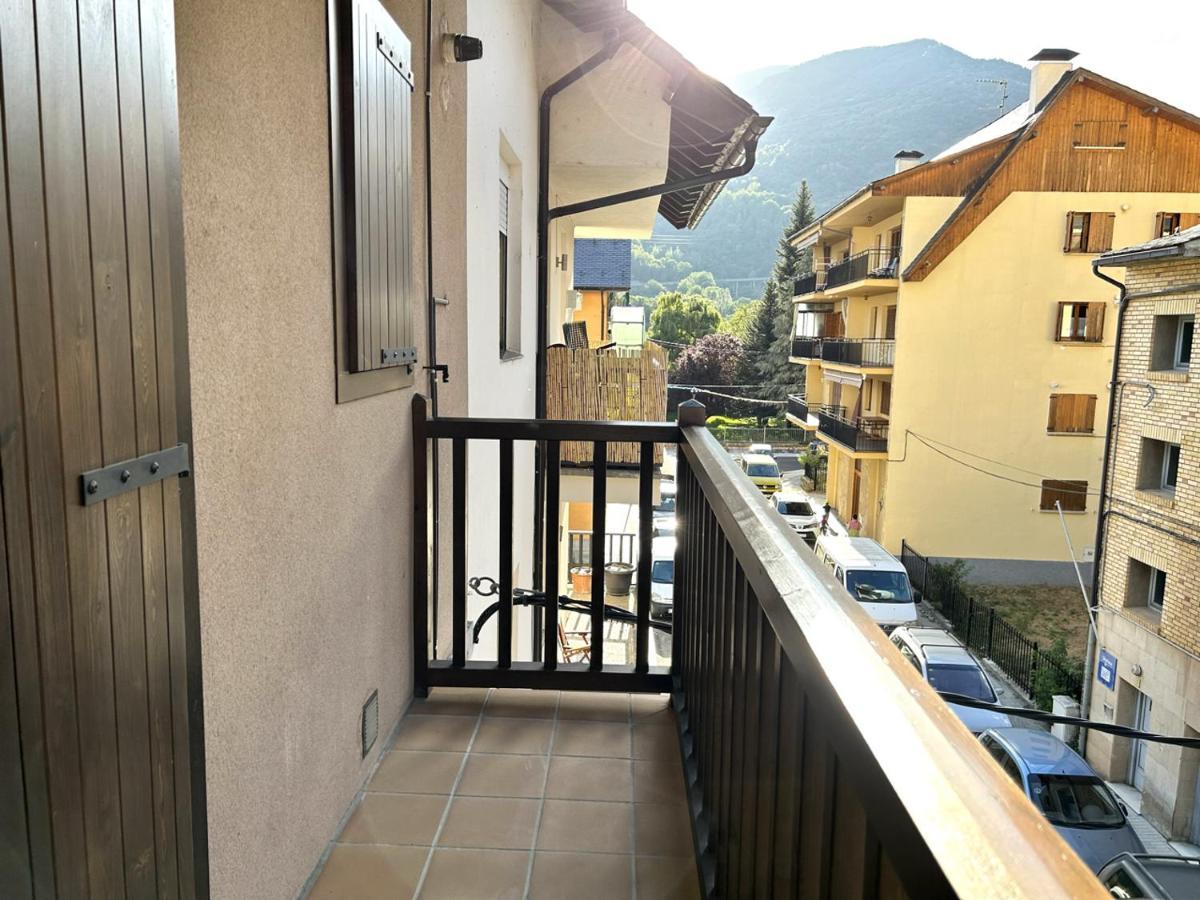 Apartament Encantador I Centric Amb Llar De Foc By Rural D'Aneu Esterri d'Àneu Buitenkant foto